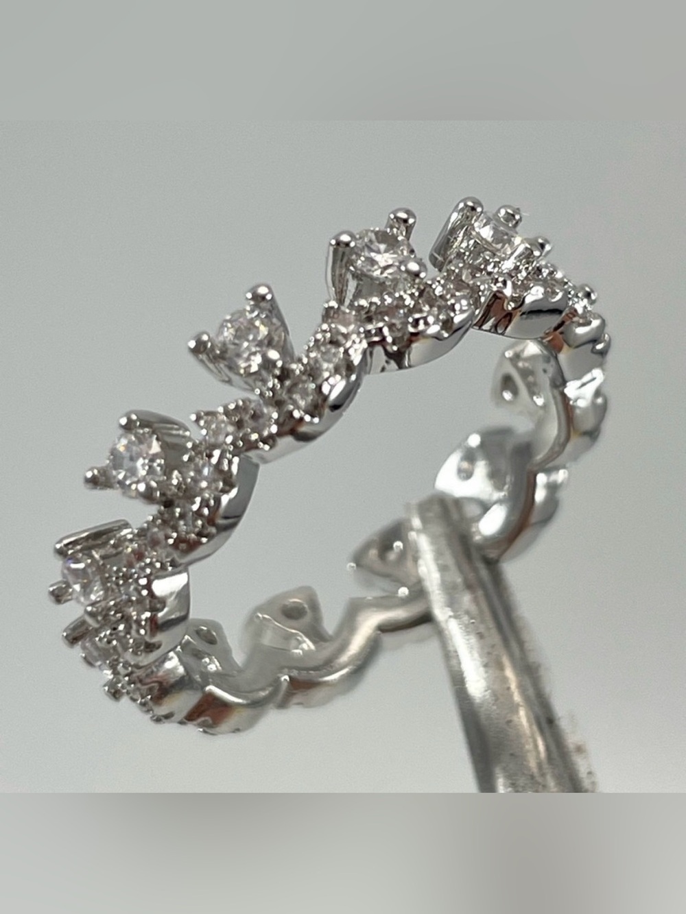 Beautiful Elegant Eternity Band Round Cut Crown Diamond CZ Silver Plated Ring